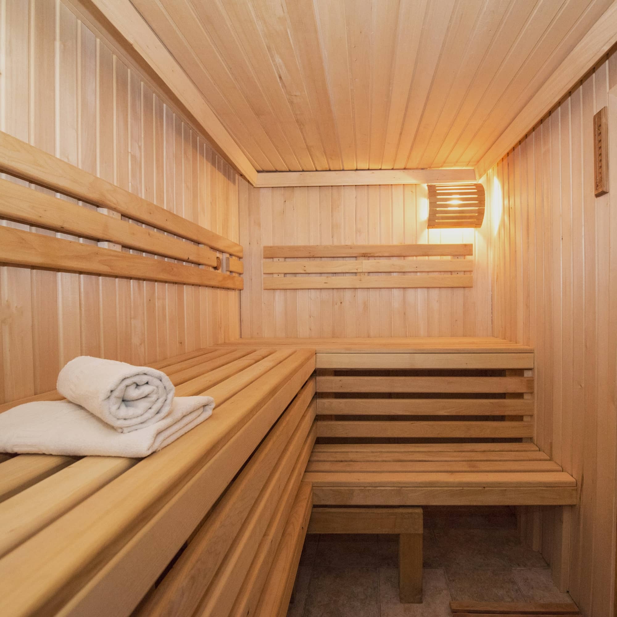 Interno Sauna finlandese tradizionale in legno